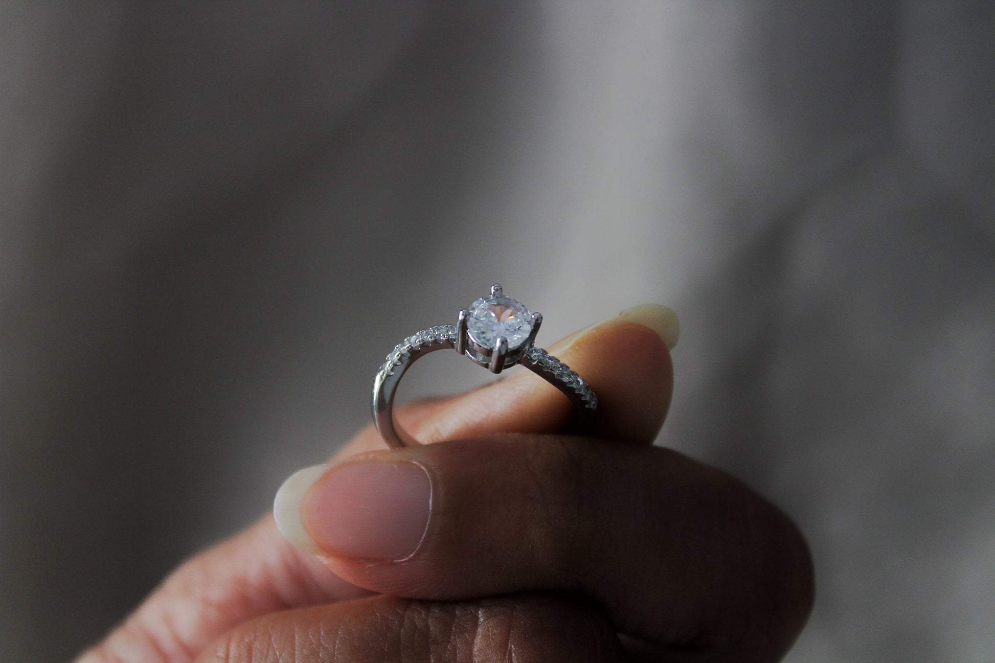 MEERA- Solitaire Ring