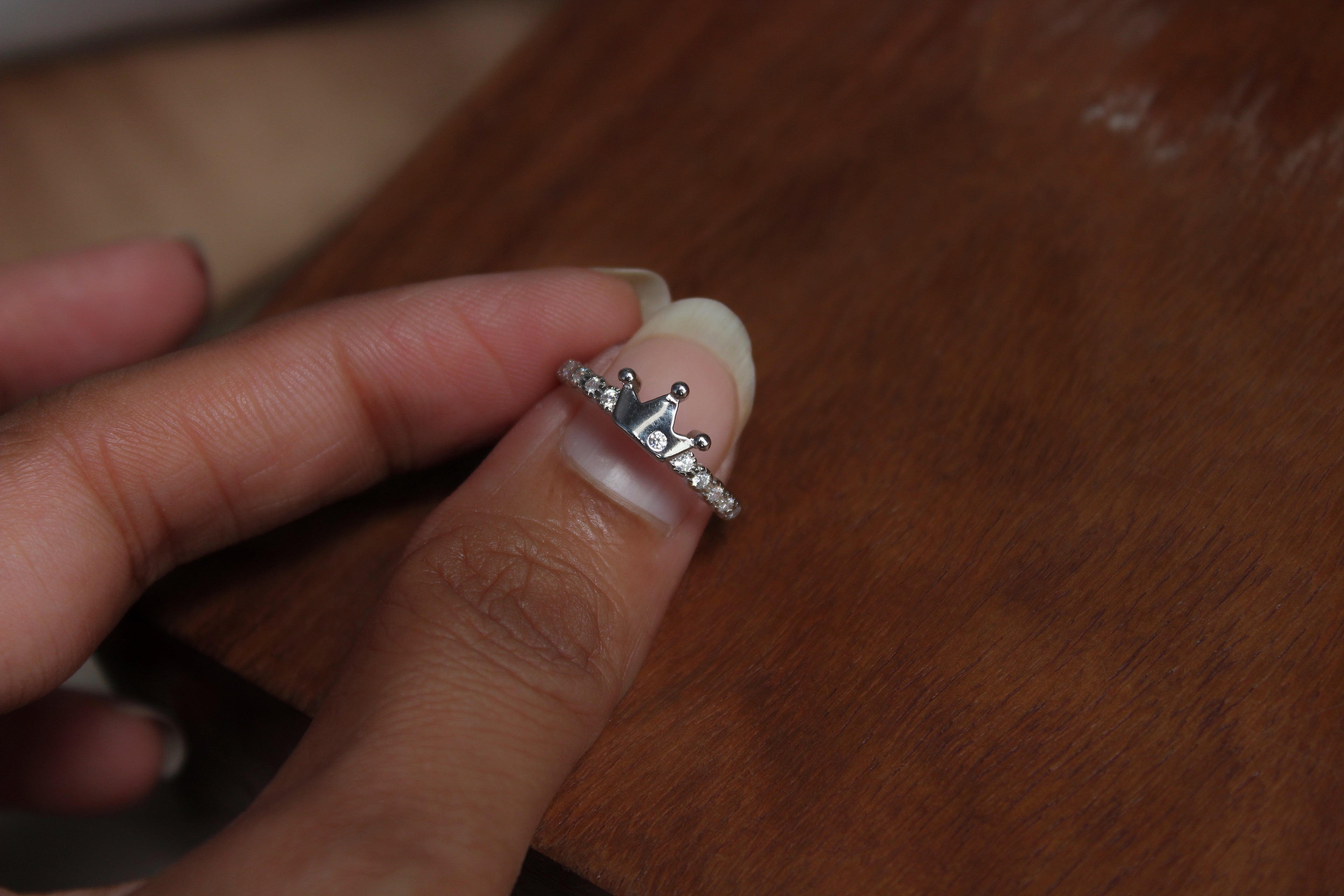 MEERA- Crown Ring