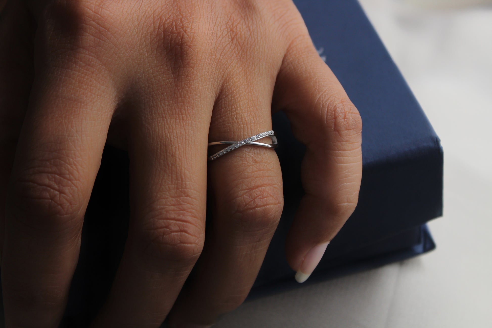 MEERA- Criss Cross Ring