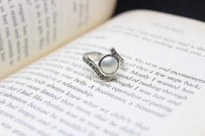 Calming pearl ring