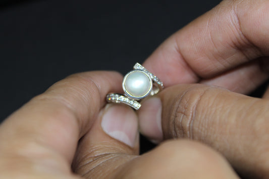 Calming pearl ring