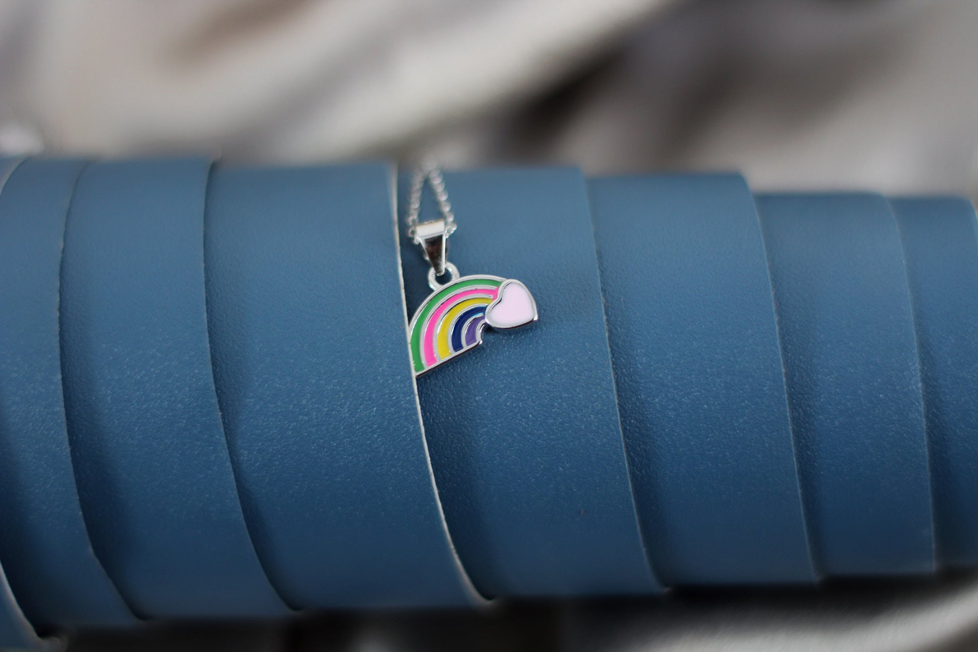 Rainbow- Kids Pendant set