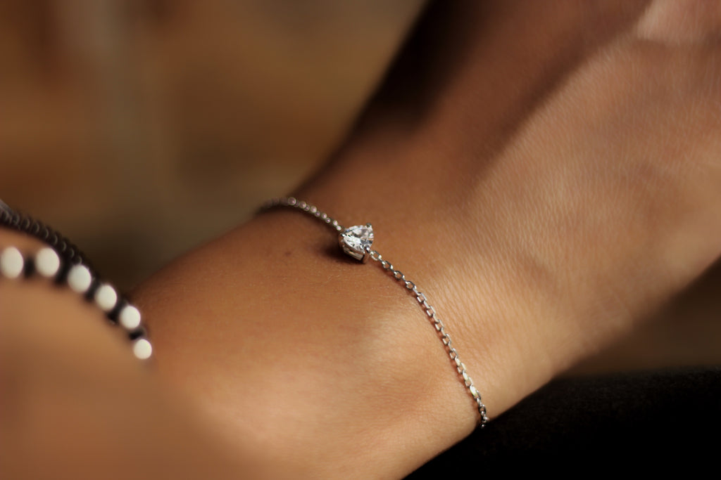 NOOR Solitaire Chain Bracelet