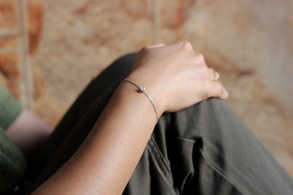 NOOR Solitaire Chain Bracelet