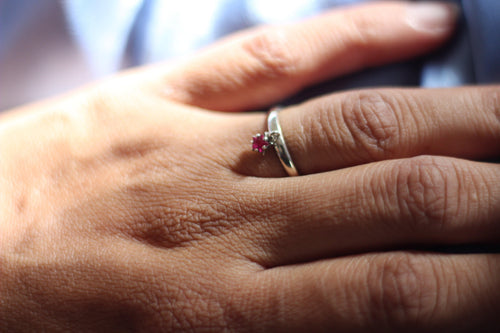 Star Shaped Stone ring- Customized Colour - Fankaarii