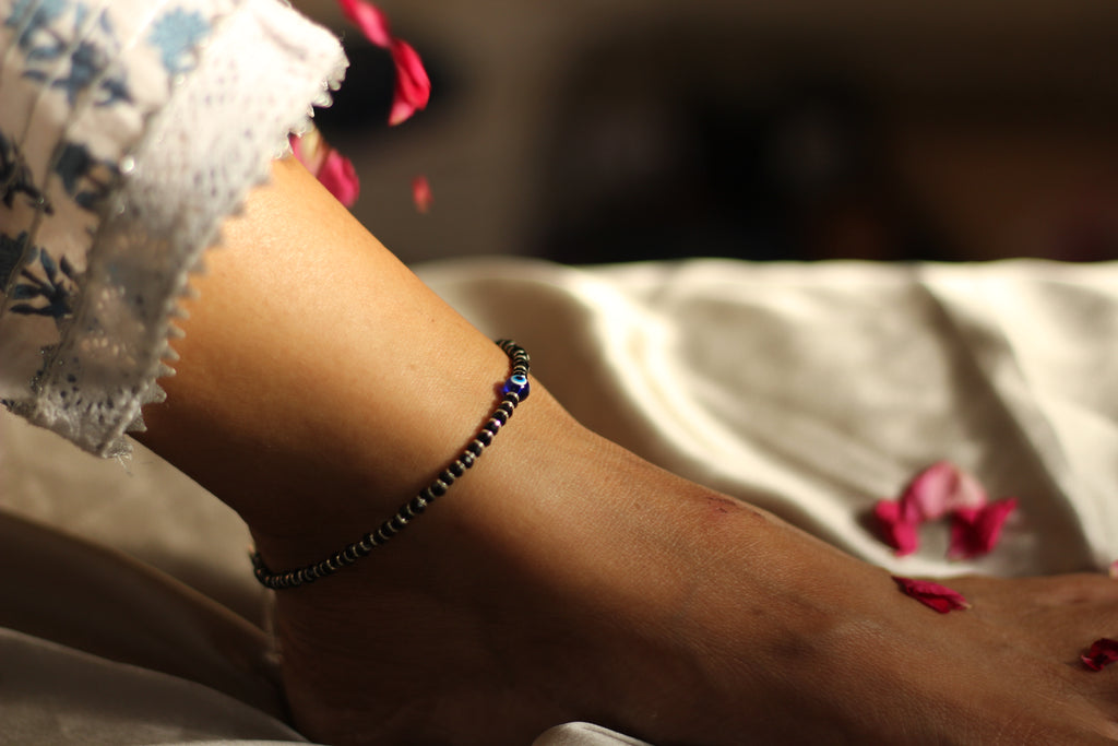 NAZARBATTU Black Beads(Adjustable)