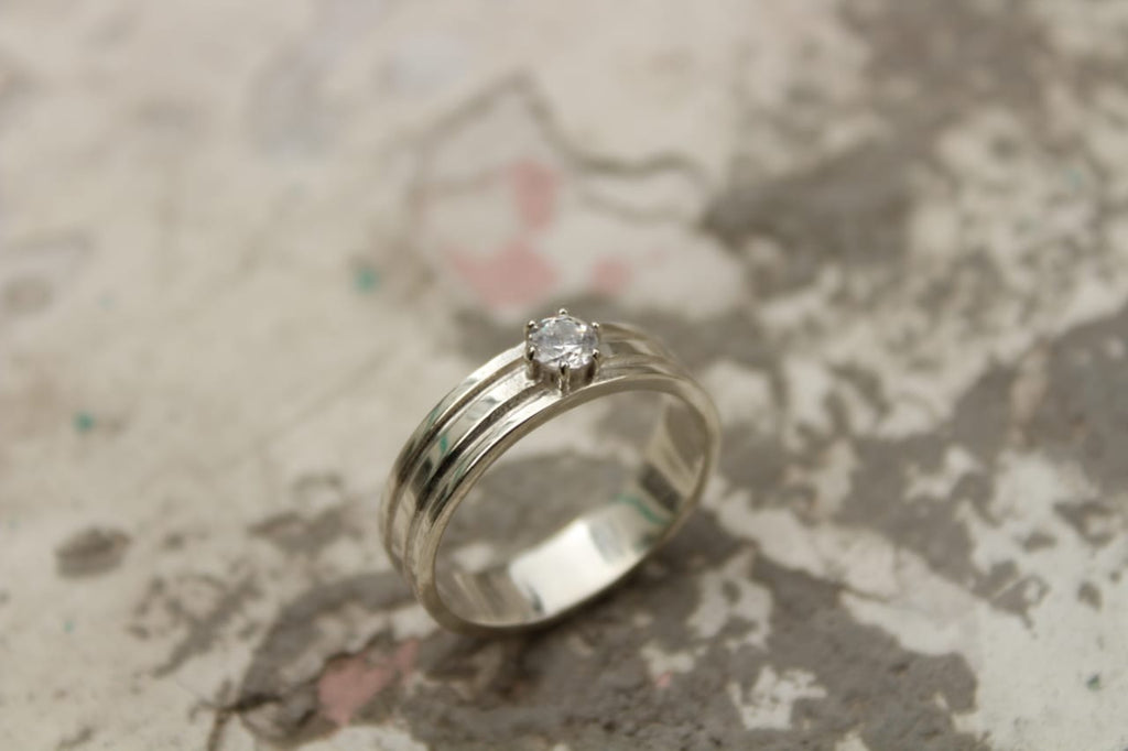IZHAAR - Proposal Ring