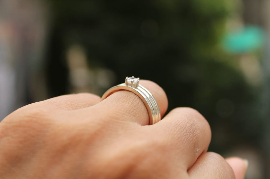 IZHAAR - Proposal Ring